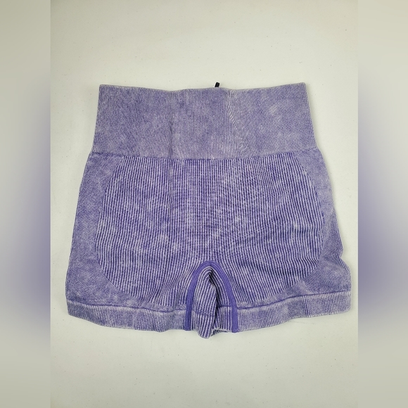 BO+TEE RIDE Ruched Bum Mini Shorts In Violet, Size XS - Picture 2 of 5